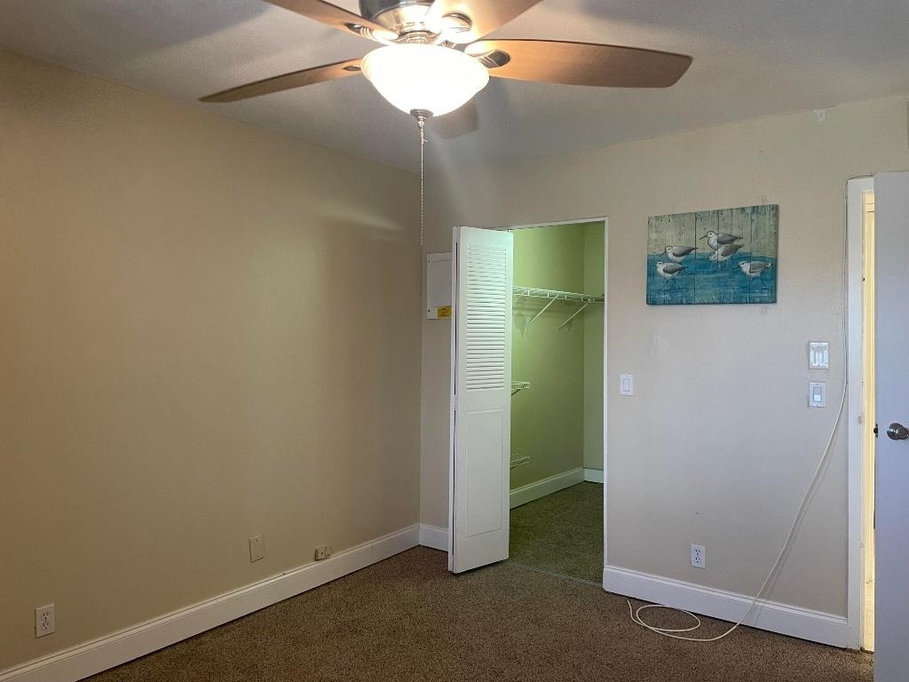 564 Brittany L - Photo 14