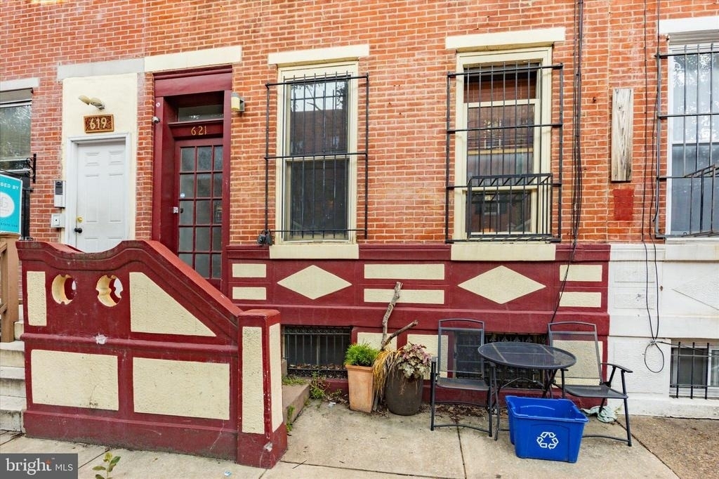 621 S 16th Street - Photo 2
