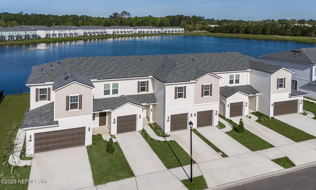 10654 Towns Way - Photo 3