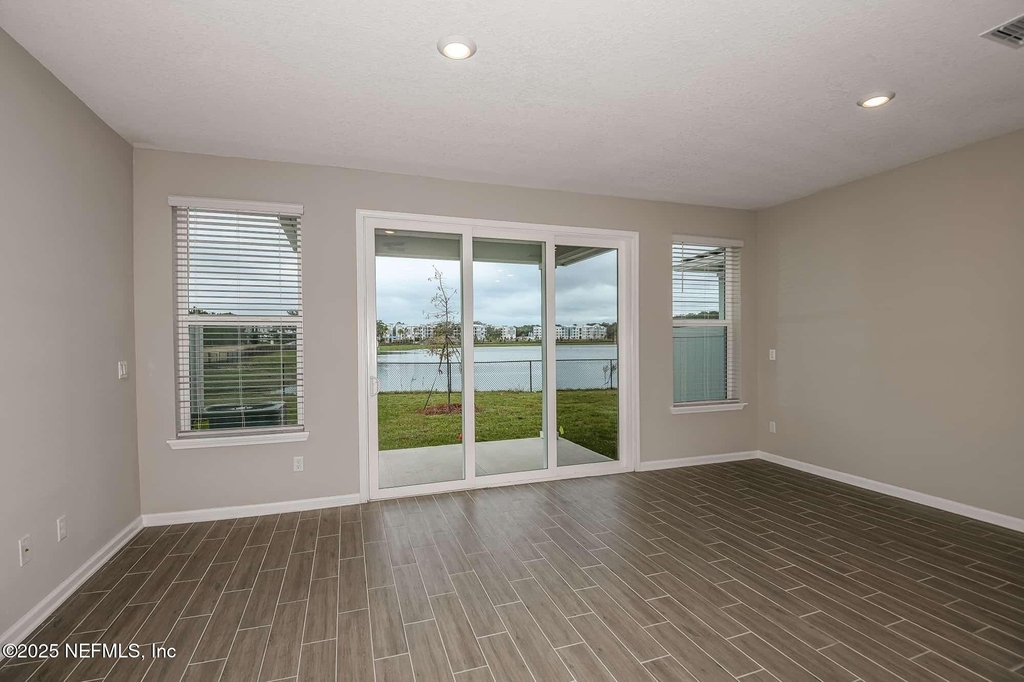 10654 Towns Way - Photo 12