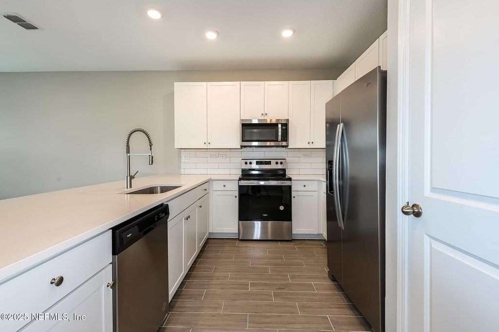 10654 Towns Way - Photo 15