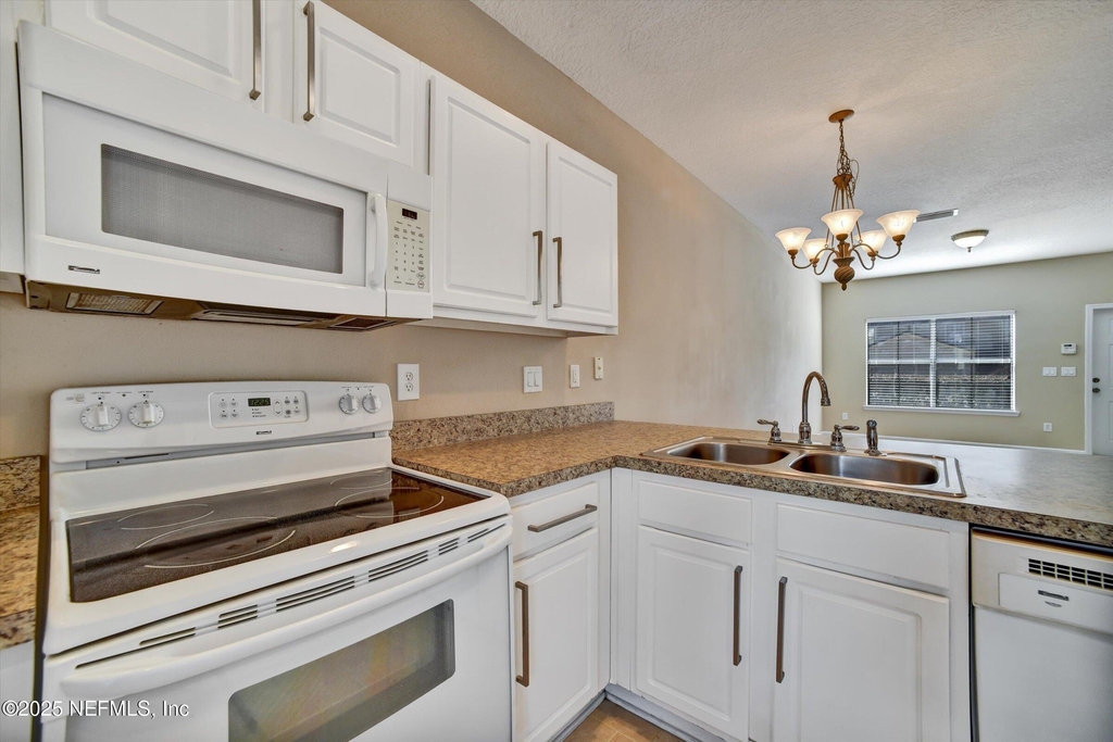 480 Cabernet Place - Photo 36