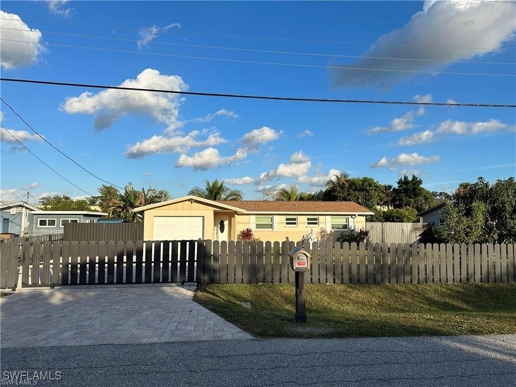 141 Schneider Drive - Photo 1