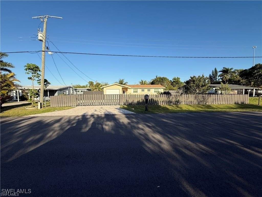 141 Schneider Drive - Photo 2