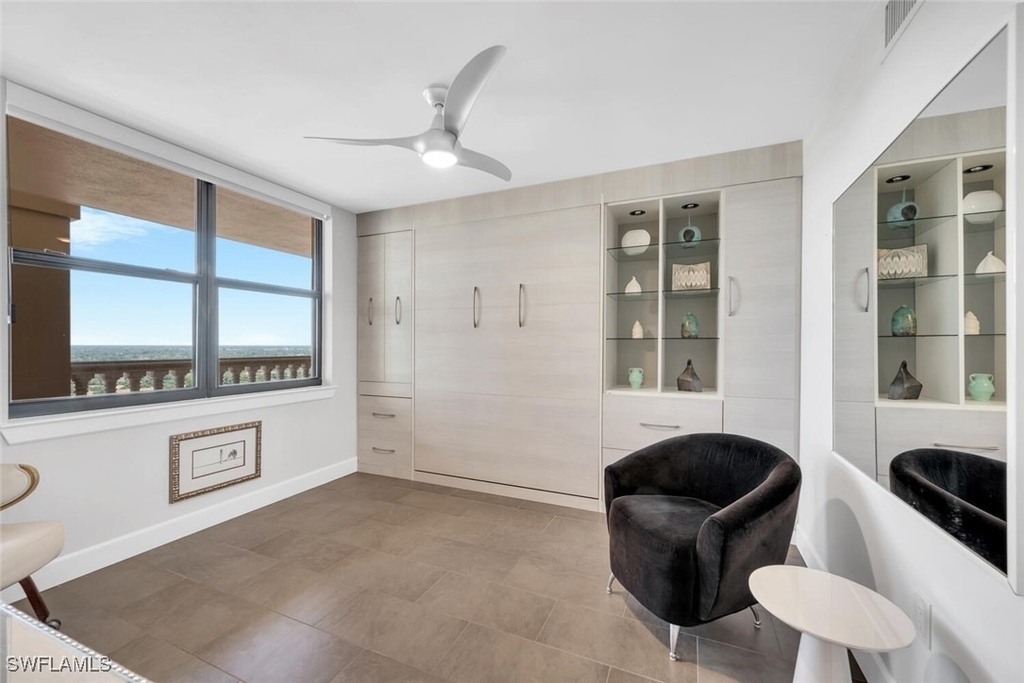 6585 Nicholas Boulevard - Photo 9