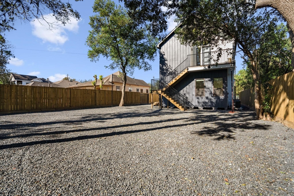 207 Lockwood Drive - Photo 27