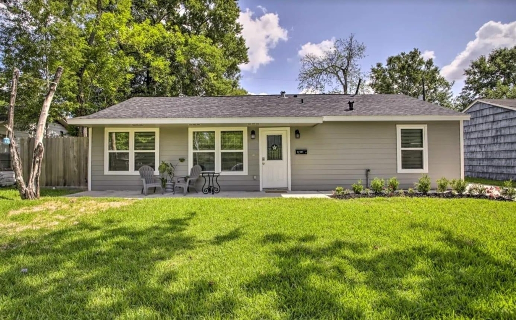 5215 Cosby Street - Photo 0