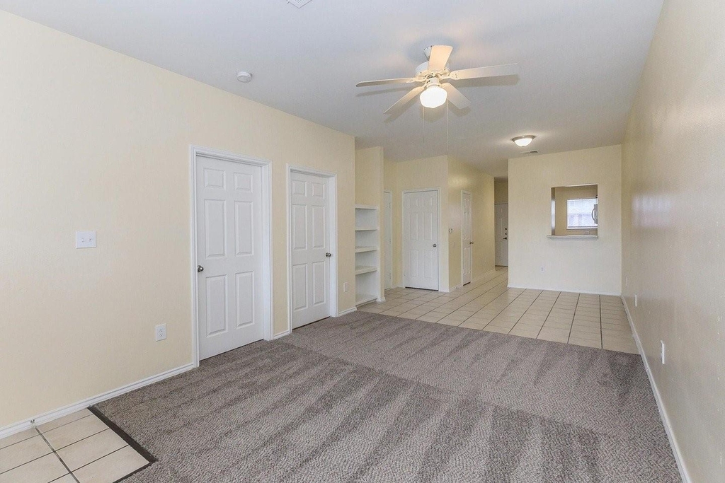 9257 Somerset Rd - Photo 10