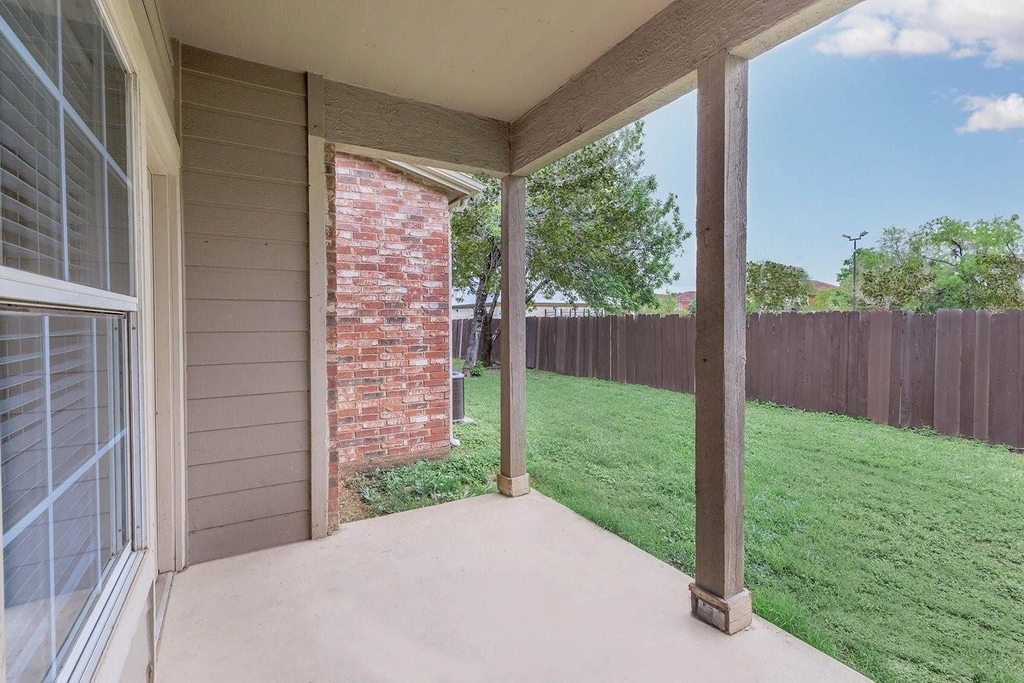9257 Somerset Rd - Photo 8