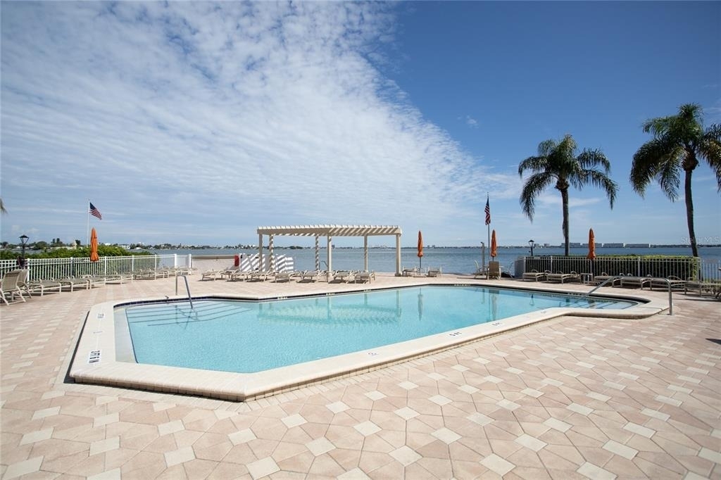 6210 Sun Boulevard - Photo 5