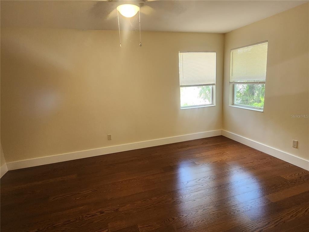 565 Golden Gate Point - Photo 9