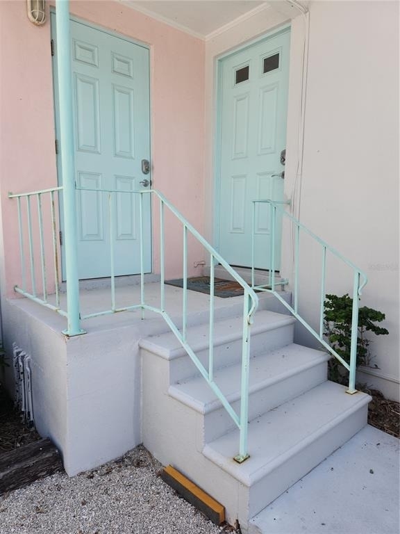 565 Golden Gate Point - Photo 16