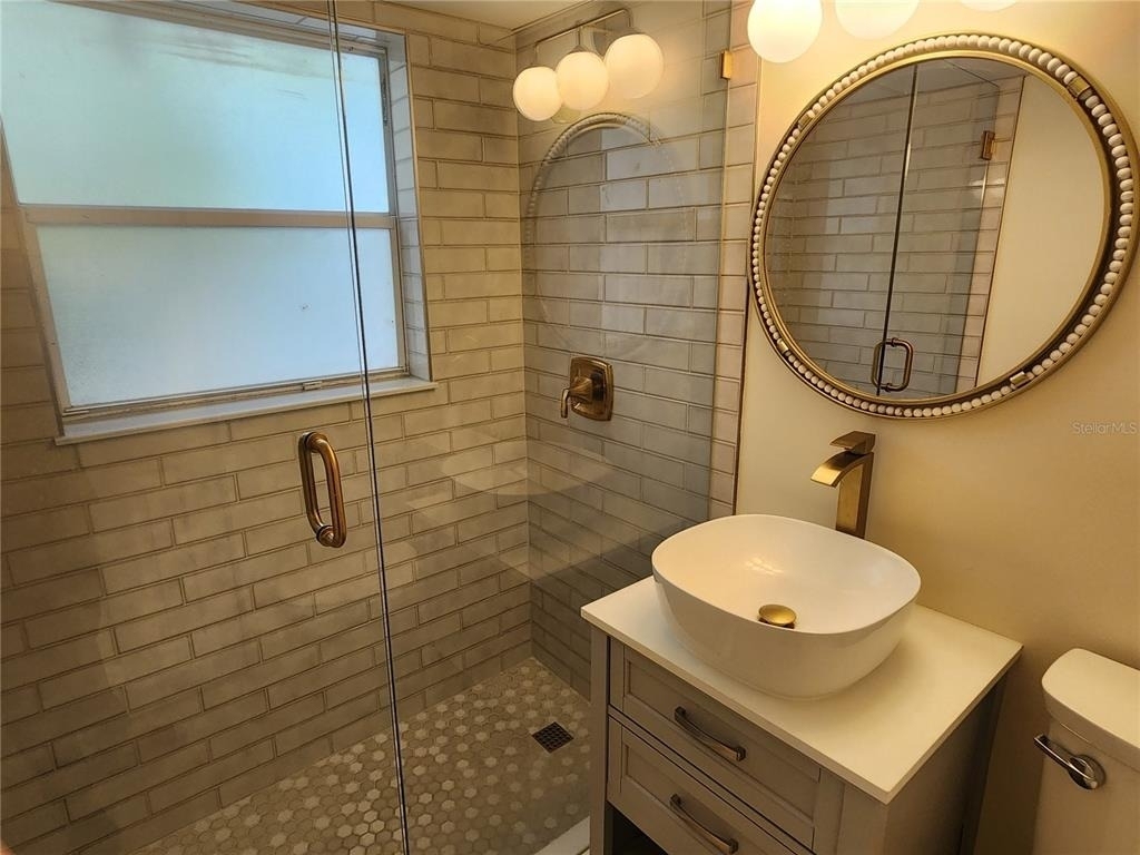 565 Golden Gate Point - Photo 13