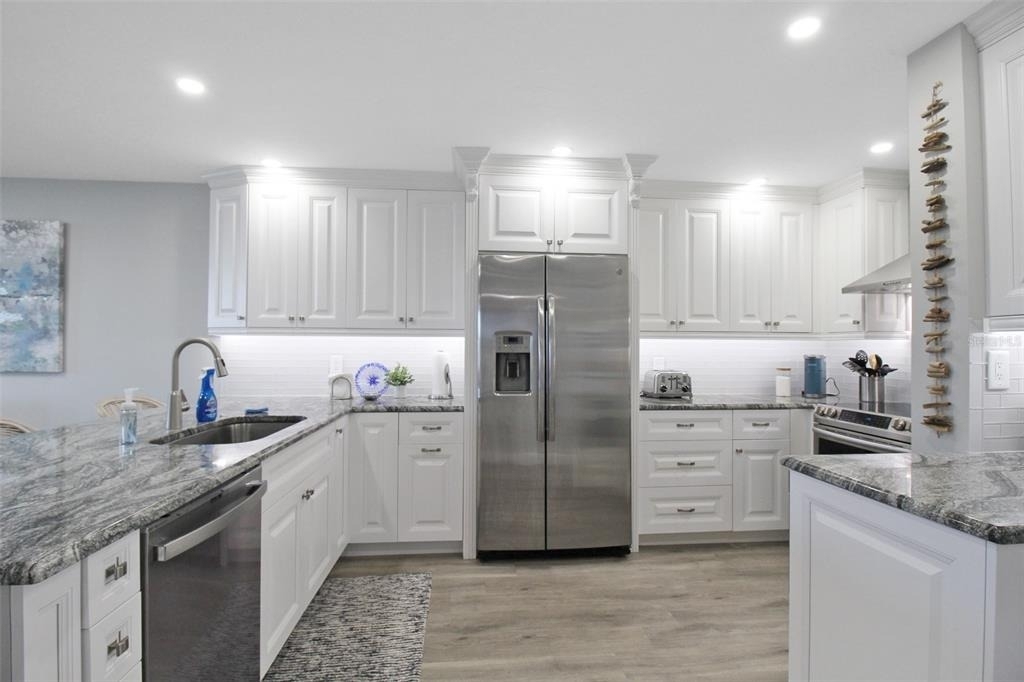 5780 Midnight Pass Road - Photo 17