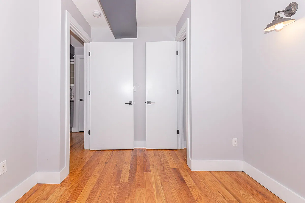 186 Lenox Road - Photo 0