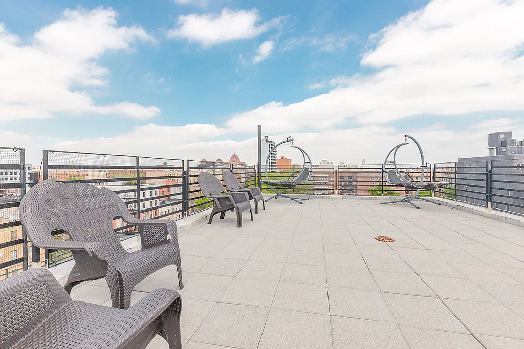 186 Lenox Road - Photo 10