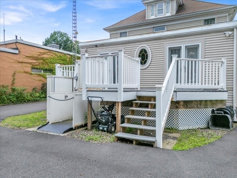 217 Jefferson Avenue - Photo 12