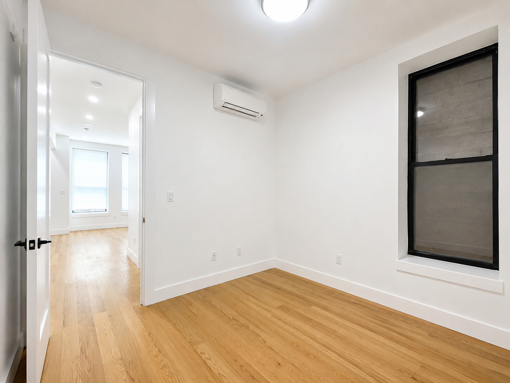 1027 Putnam Ave 1A - Photo 3