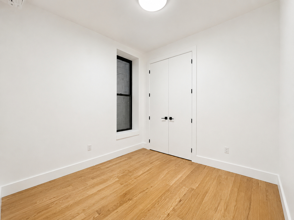 1027 Putnam Ave 1A - Photo 4