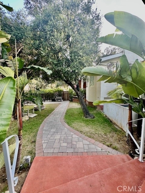 2255 E Chevy Chase Drive - Photo 26
