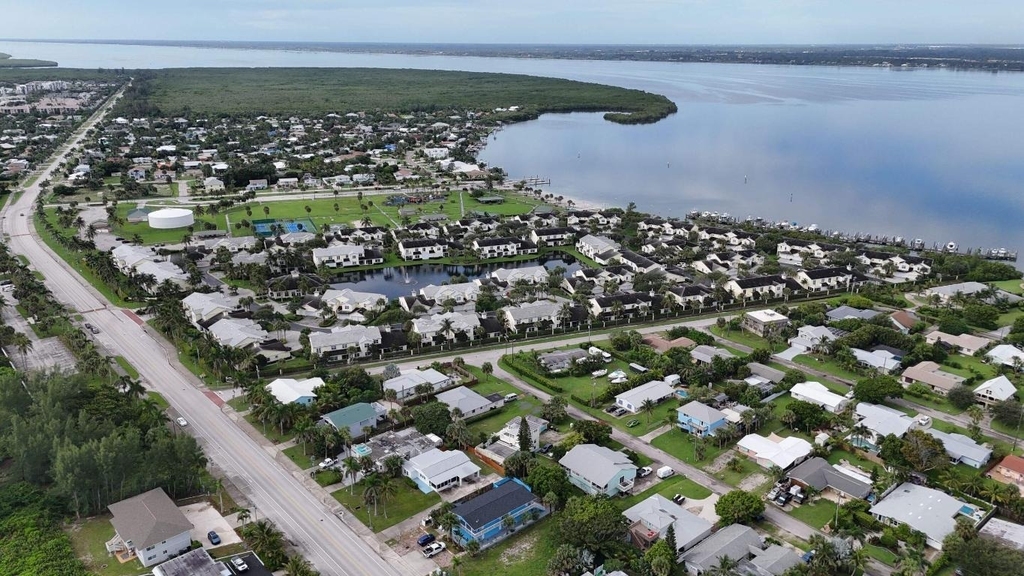 1115 S Ocean Drive - Photo 46
