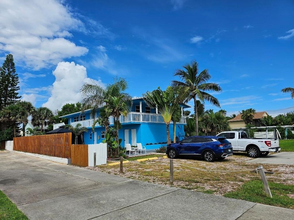 1115 S Ocean Drive - Photo 1