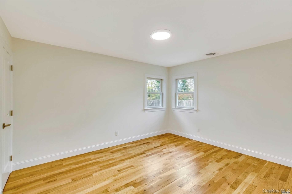 51 Ocean Avenue - Photo 12
