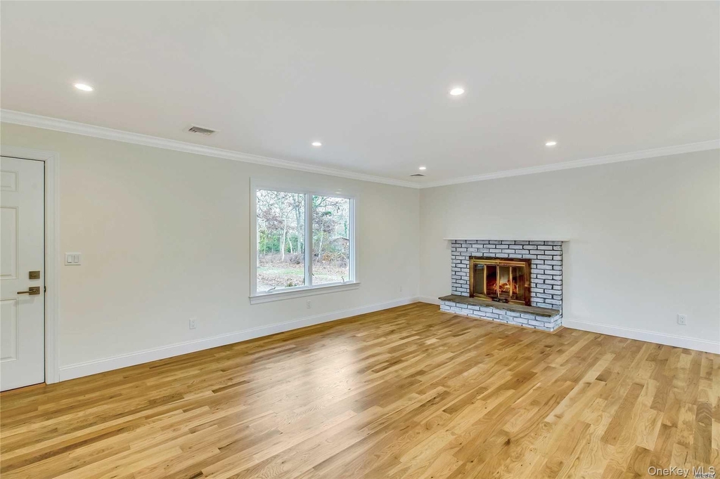 51 Ocean Avenue - Photo 1