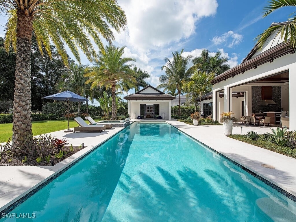 740 Banyan Boulevard - Photo 13