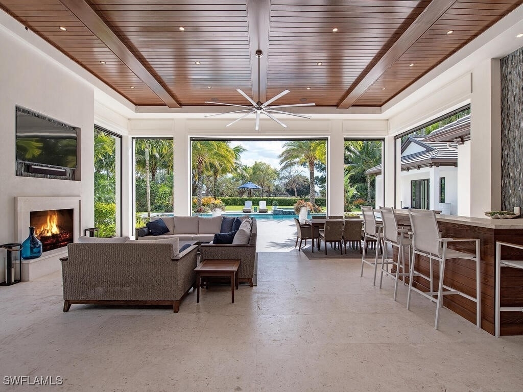 740 Banyan Boulevard - Photo 8