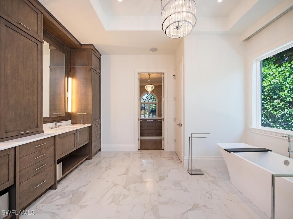 740 Banyan Boulevard - Photo 15