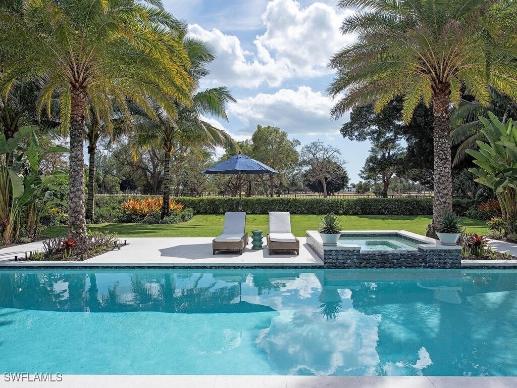 740 Banyan Boulevard - Photo 12