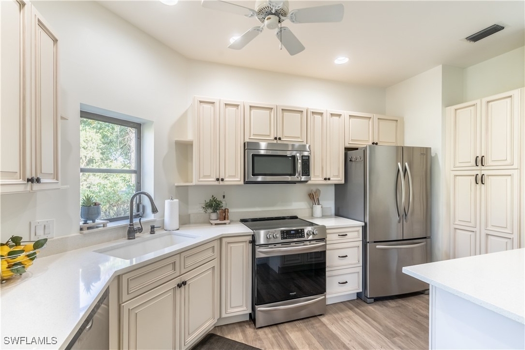 651 10th Avenue S - Photo 9