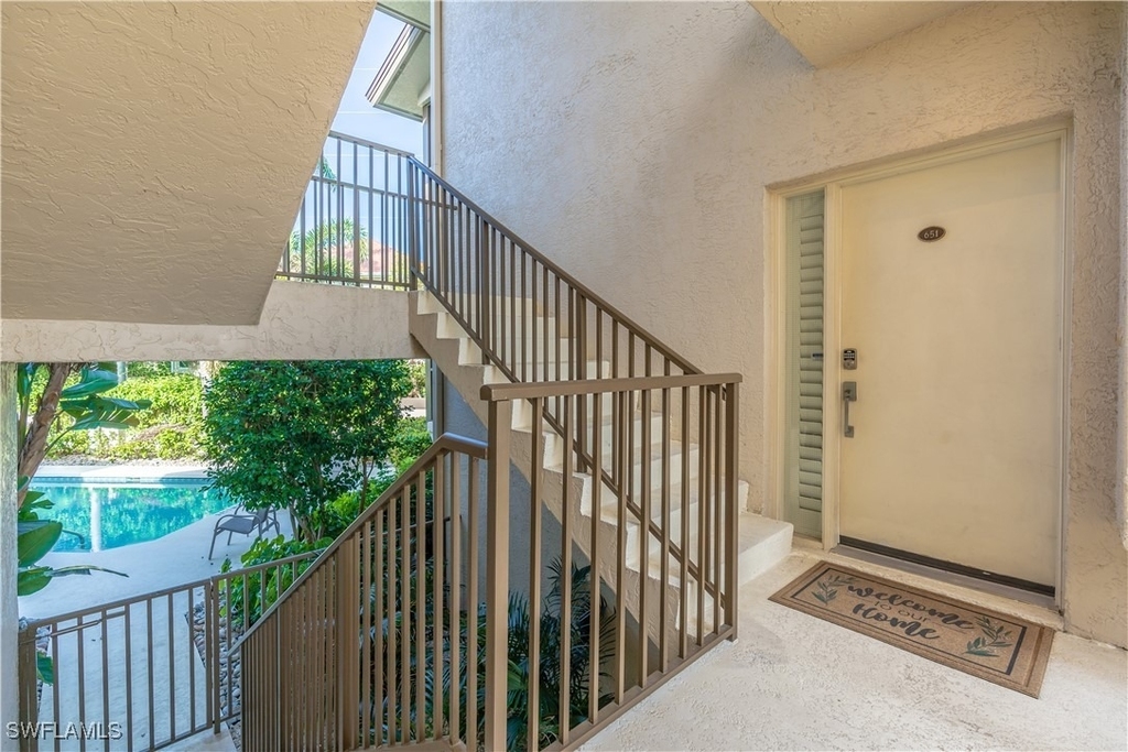 651 10th Avenue S - Photo 26