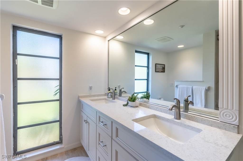 651 10th Avenue S - Photo 20