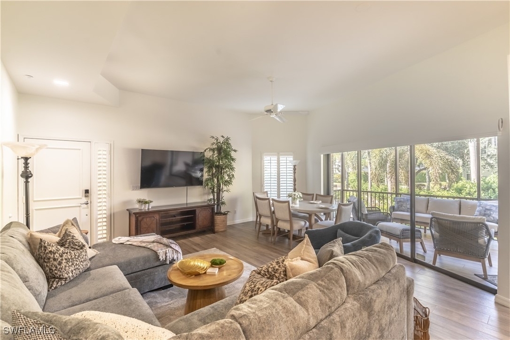 651 10th Avenue S - Photo 4