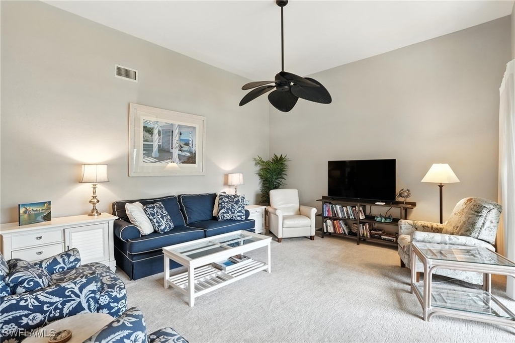 7032 Pelican Bay Boulevard - Photo 5