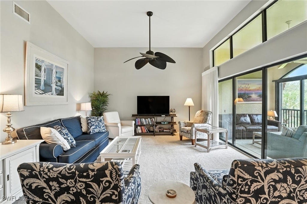 7032 Pelican Bay Boulevard - Photo 6