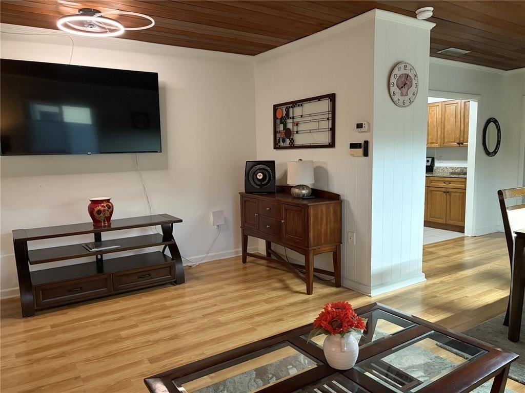 421 Riviera Street - Photo 9