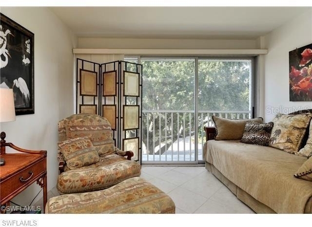1900 Alamanda Drive - Photo 3