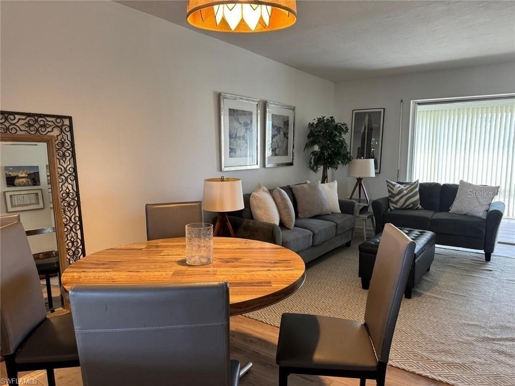 1900 Alamanda Drive - Photo 1