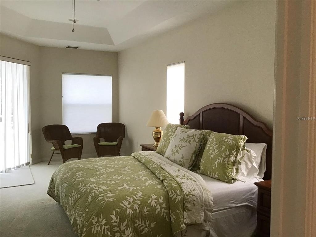 1292 W Hillsborough Boulevard - Photo 13