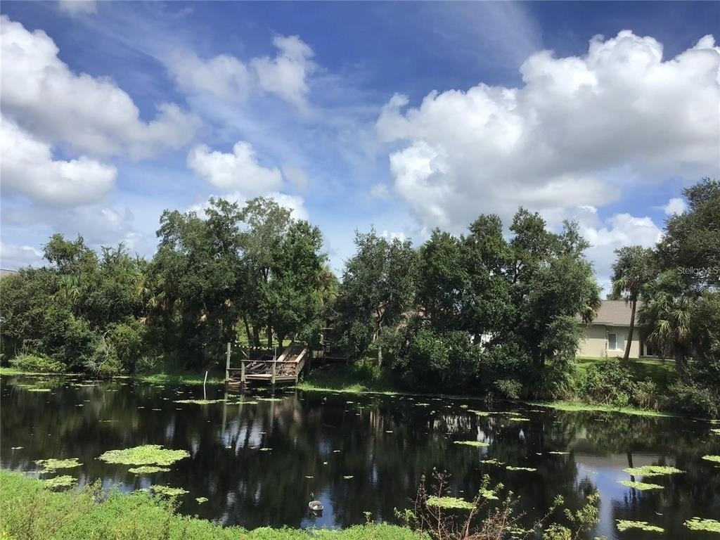 1292 W Hillsborough Boulevard - Photo 2