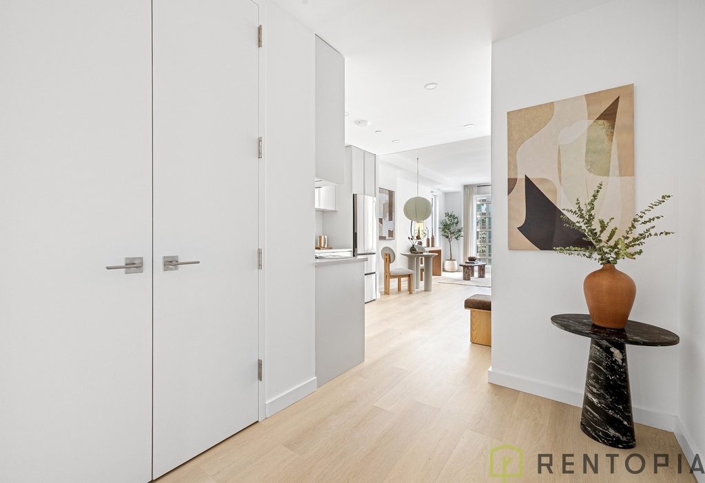 150 Lawrence Street - Photo 0