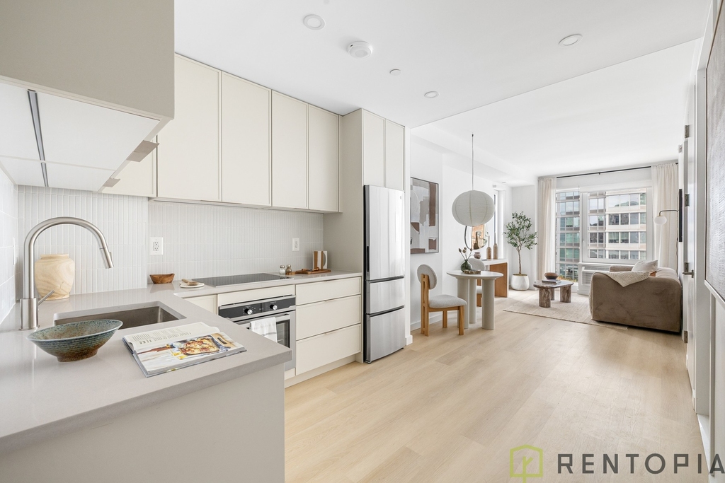 150 Lawrence Street - Photo 1