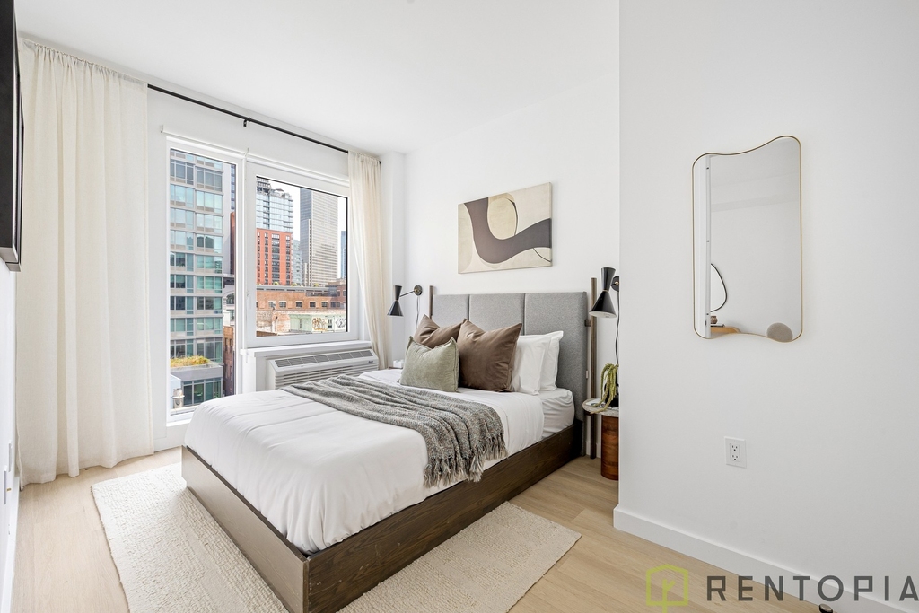 150 Lawrence Street - Photo 8