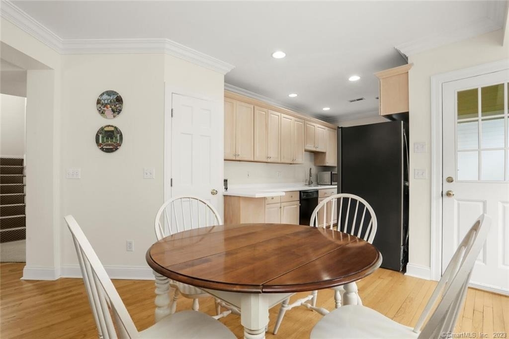 190 Main Street - Photo 7