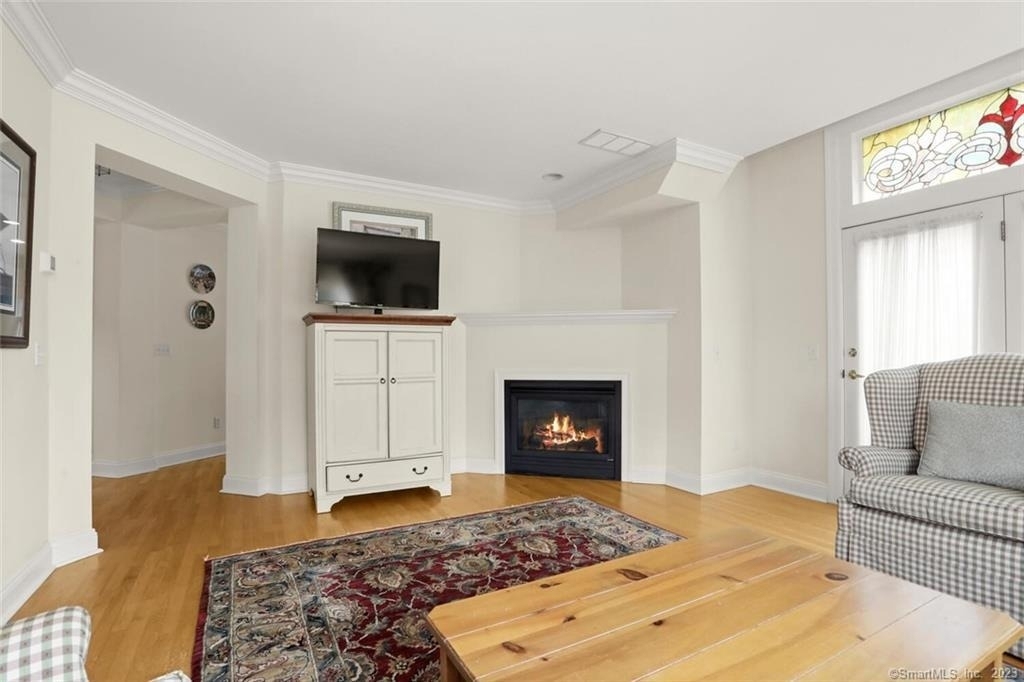 190 Main Street - Photo 6