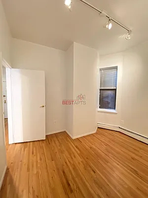415 West 52nd Street - Photo 7