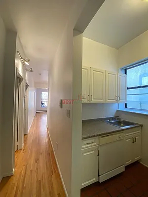 415 West 52nd Street - Photo 4